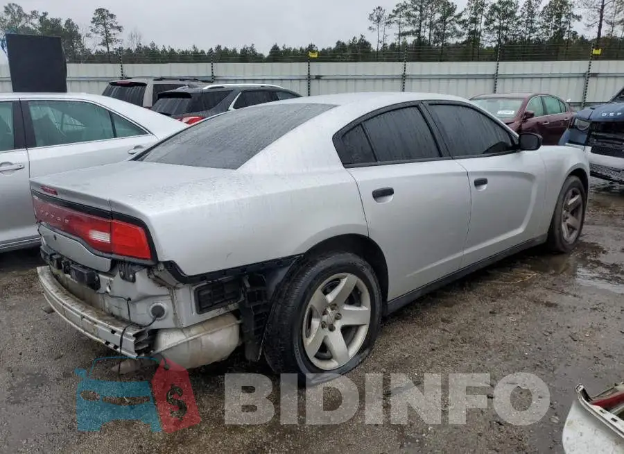2C3CDXAG4EH282804 Photo# 3