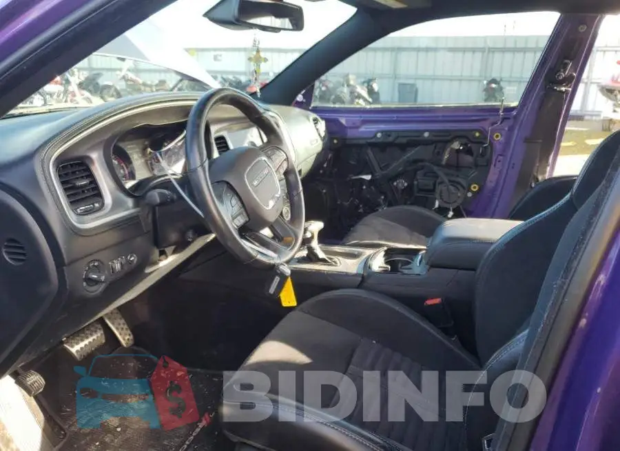 2C3CDXCT6KH518682 Photo# 7
