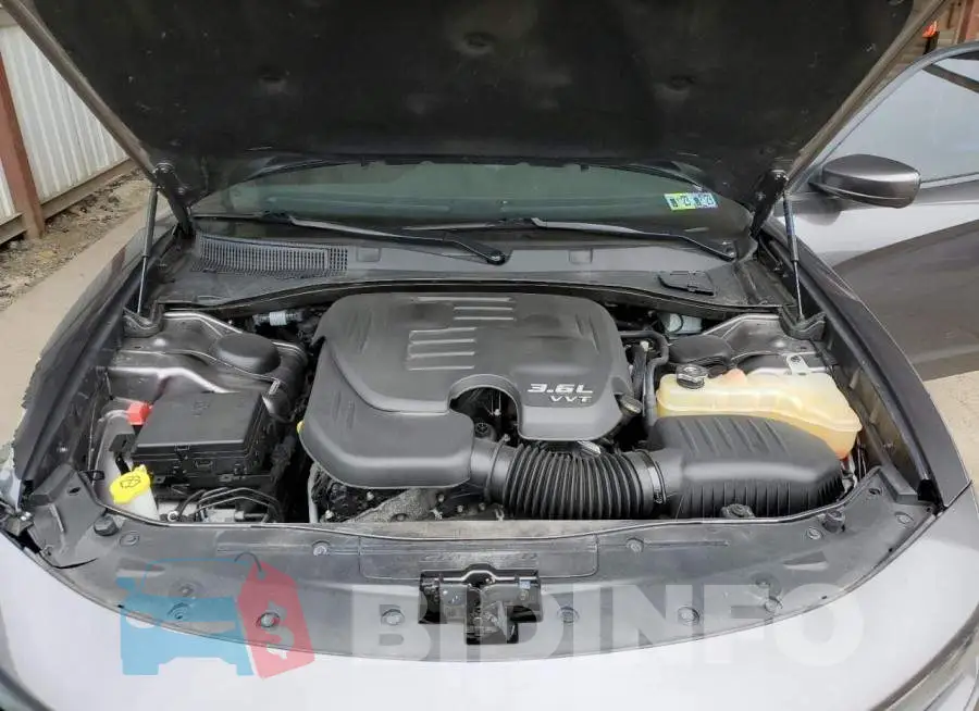 2C3CDXHG6GH297801 Photo# 11