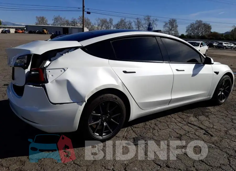 5YJ3E1EAXNF125327 Photo# 3