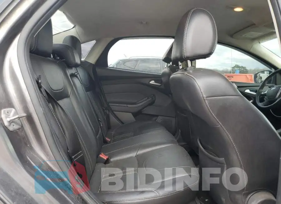 1FADP3F24EL240560 Photo# 10