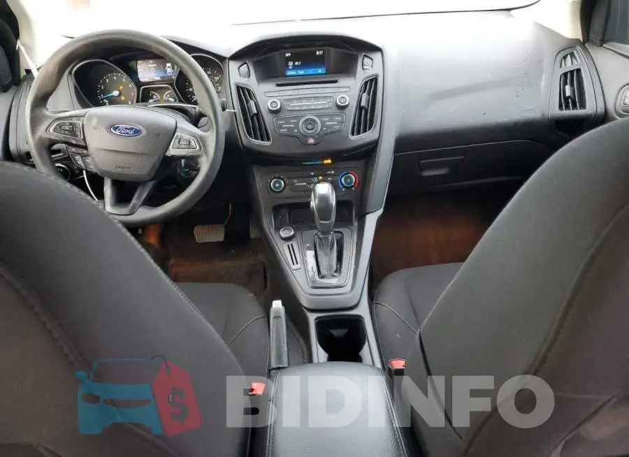 1FADP3F26GL352862 Photo# 8