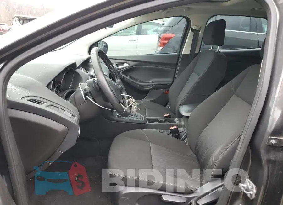 1FADP3F27GL243827 Photo# 7
