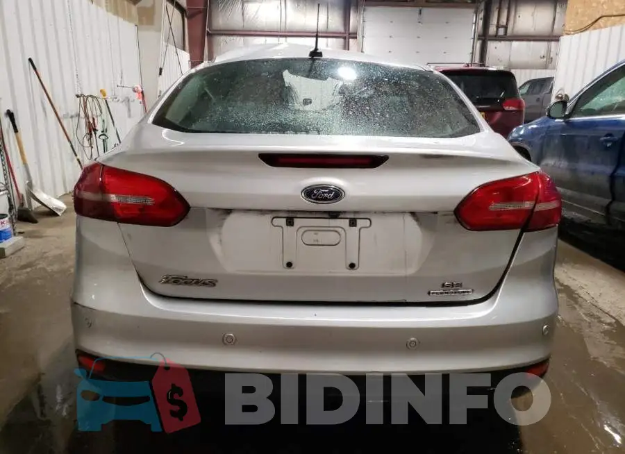 1FADP3F2XGL311019 Photo# 6
