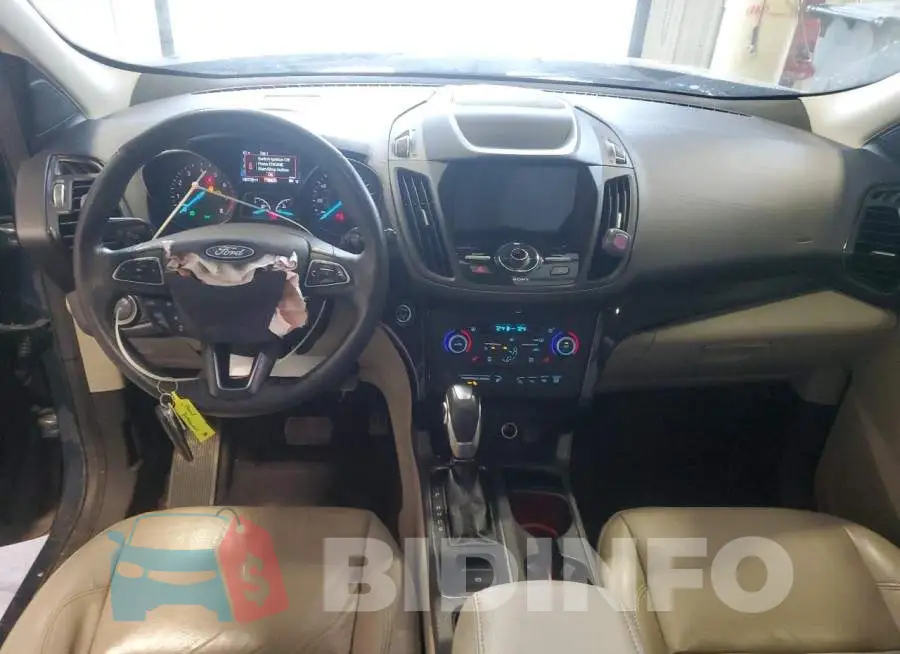 1FMCU0J92KUB45854 Photo# 8