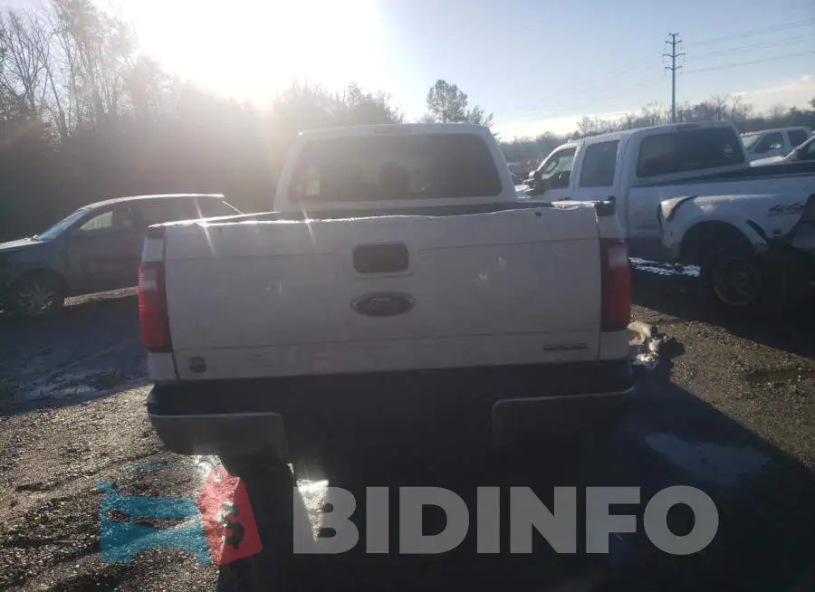 1FT8W3B60GEA09878 Photo# 6
