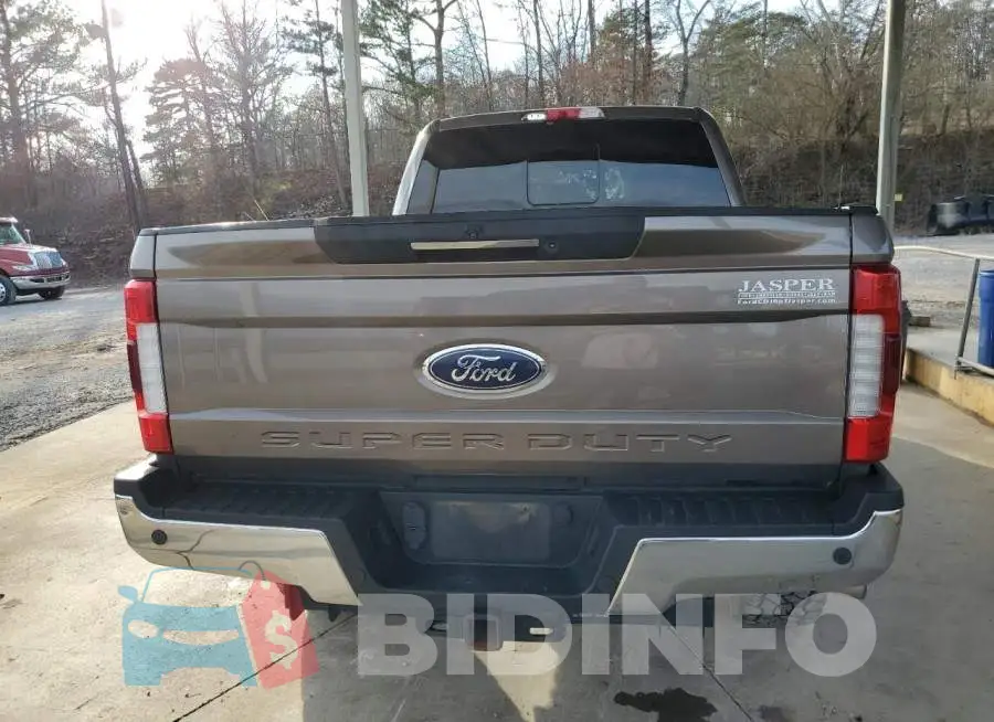 1FT8W3BT5JEB02733 Photo# 6