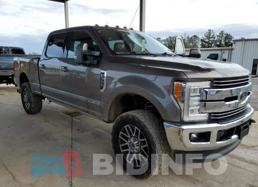 1FT8W3BT5JEB02733 Photo# 4