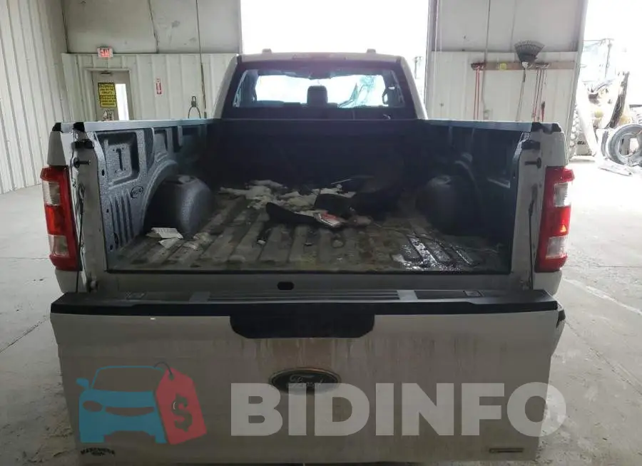 1FTMF1EP1NKD84443 Photo# 6