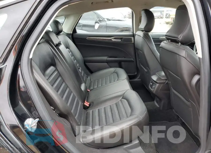 3FA6P0HD3GR380903 Photo# 10