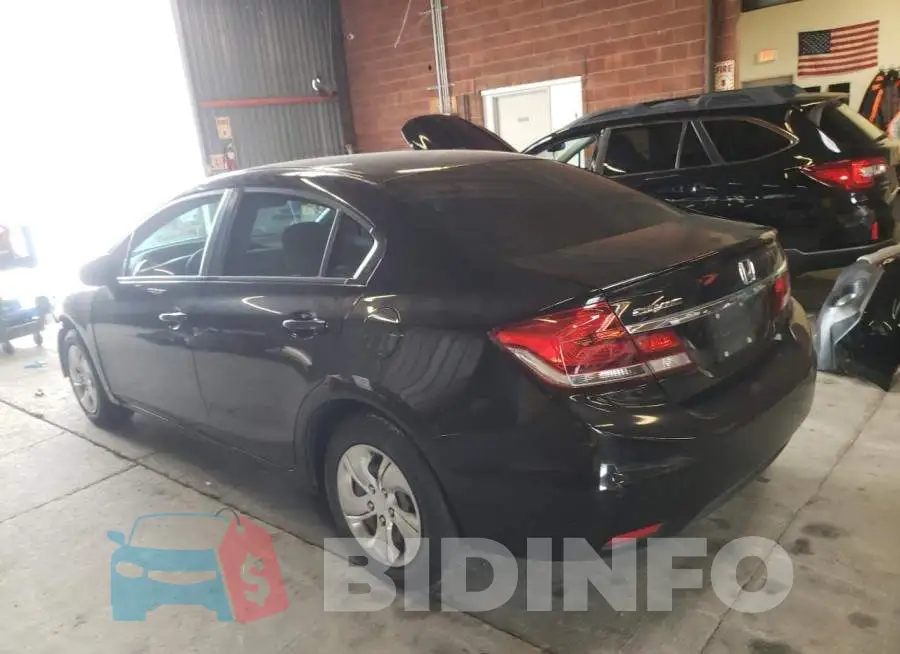 19XFB2F53EE050117 Photo# 2