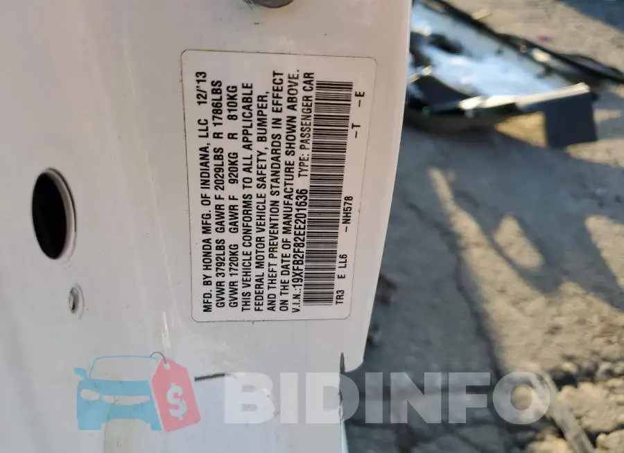 19XFB2F82EE201636 Photo# 12