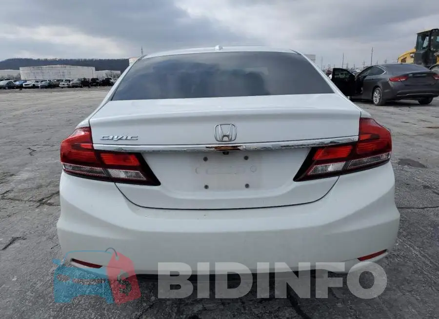19XFB2F90FE023154 Photo# 6