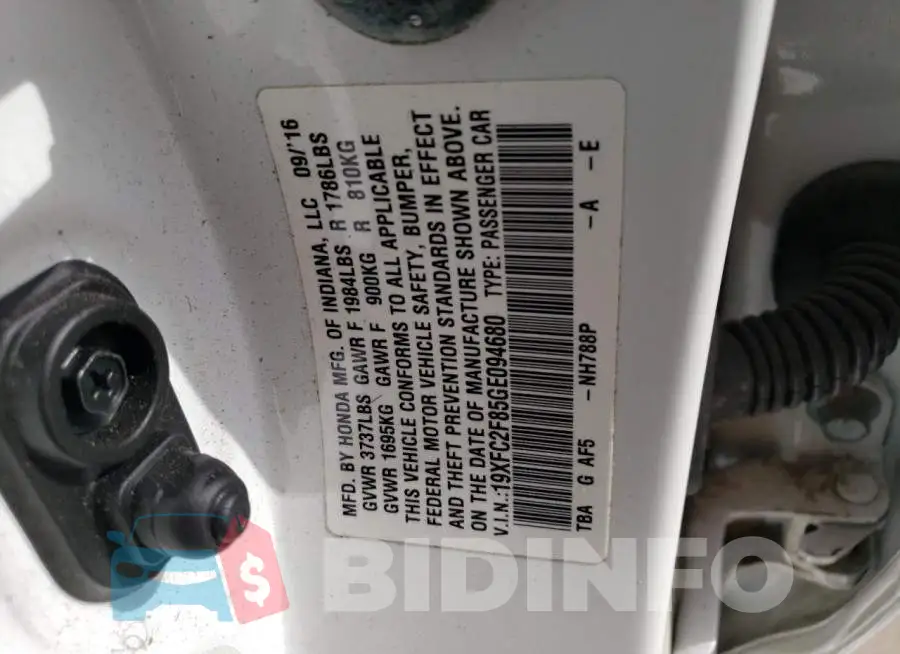 19XFC2F85GE094680 Photo# 12