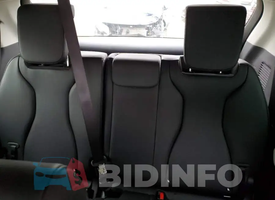 KNDNB4H38P6194757 Photo# 10