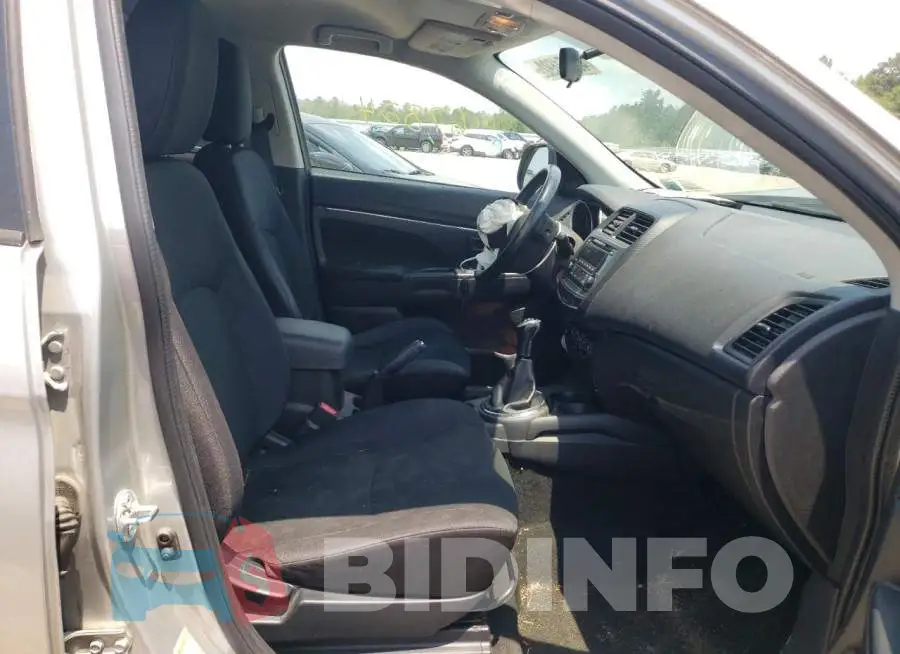 4A4AP3AU2FE001836 Photo# 5