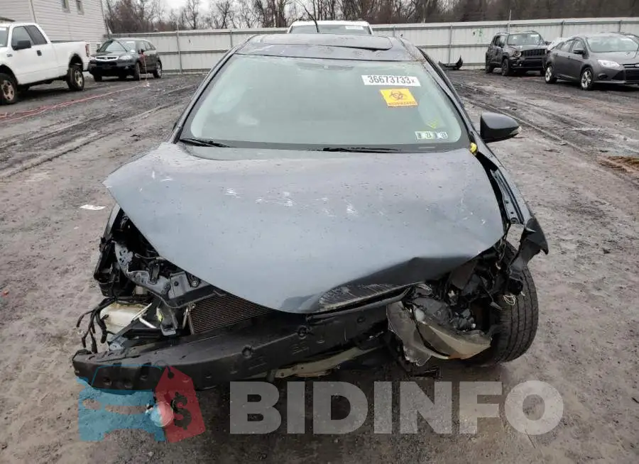 2T1BURHE2FC448207 Photo# 5