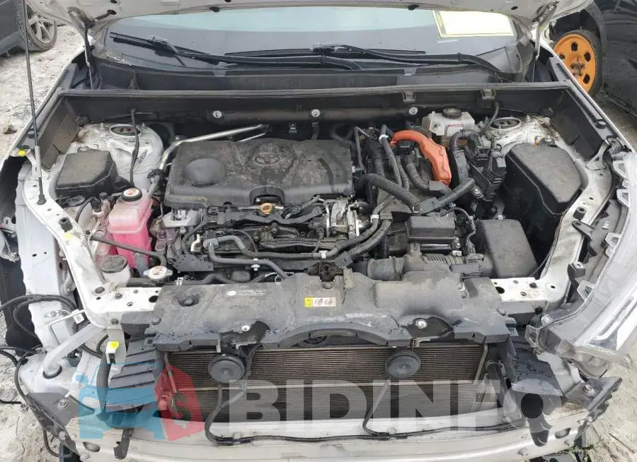 2T3EWRFV1KW032840 Photo# 12
