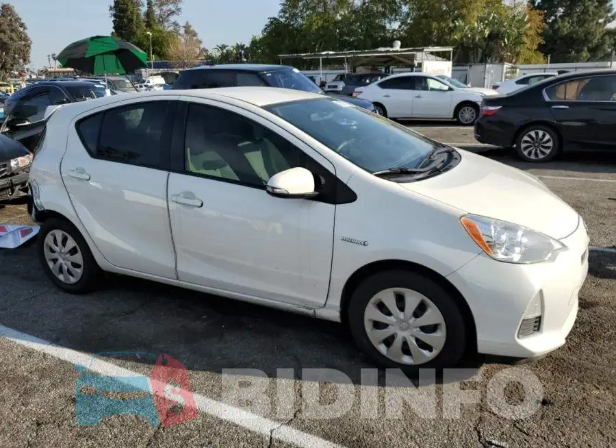 JTDKDTB39E1575124 Photo# 4