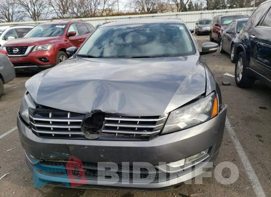 1VWCN7A30EC120593 Photo# 5