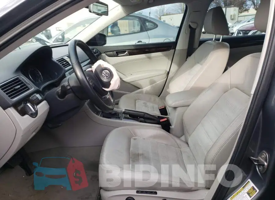 1VWCN7A30EC120593 Photo# 7