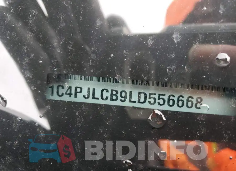 1C4PJLCB9LD556668 Photo# 13