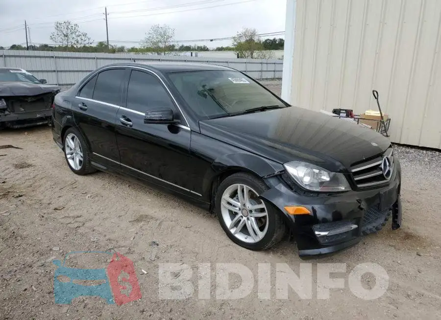 WDDGF4HB6EA961137 Photo# 4