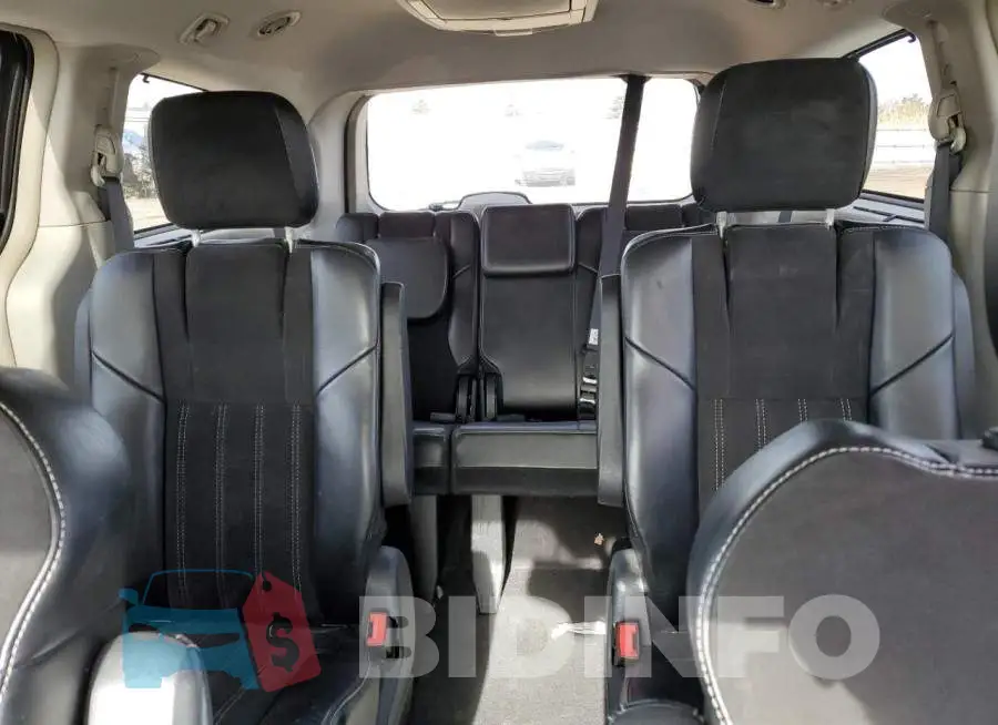 2C4RC1JG9FR741651 Photo# 10