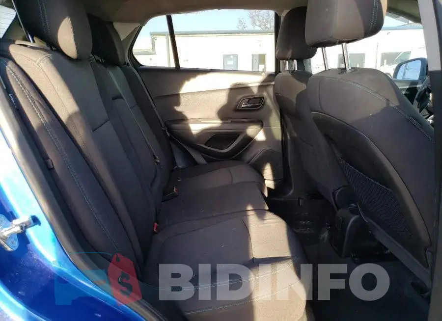 KL7CJLSB1FB221644 Photo# 10