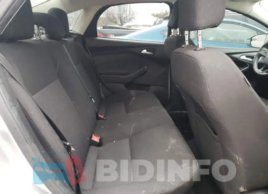 1FADP3F20GL242826 Photo# 10