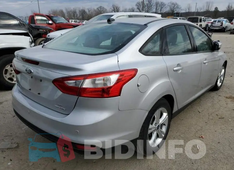 1FADP3F22EL245515 Photo# 3