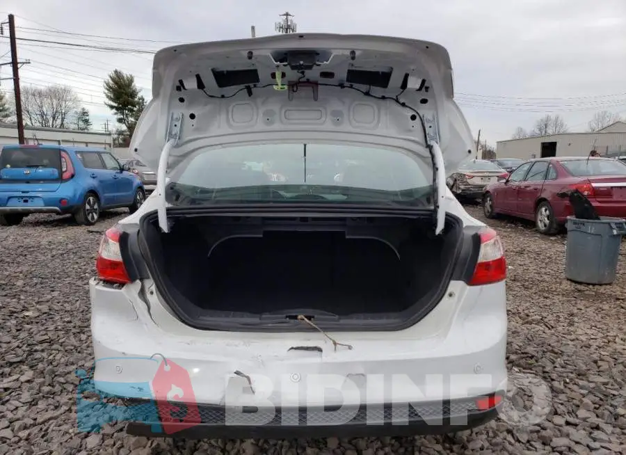 1FADP3F26EL202070 Photo# 6