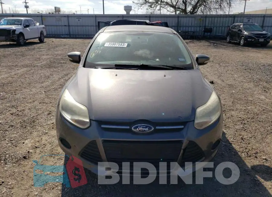 1FADP3F27EL137939 Photo# 5