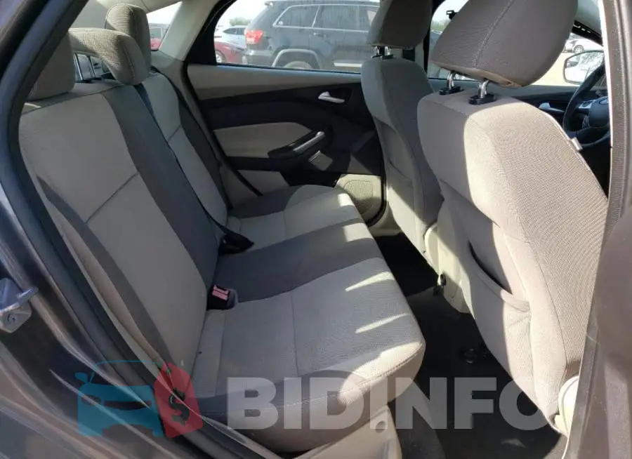 1FADP3F27EL137939 Photo# 10