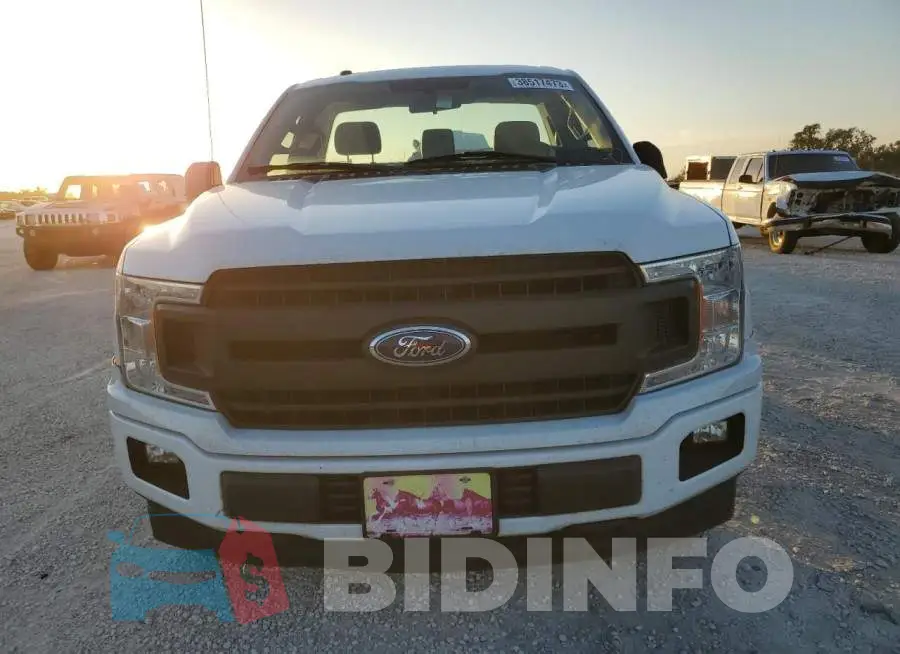 1FTMF1CB2JFE38973 Photo# 5