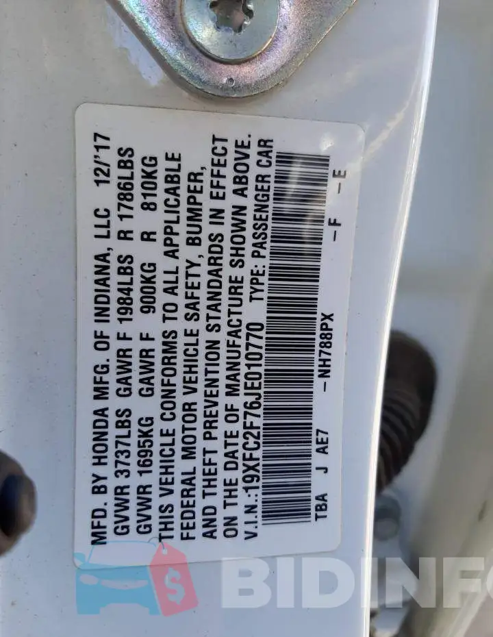 19XFC2F76JE010770 Photo# 12
