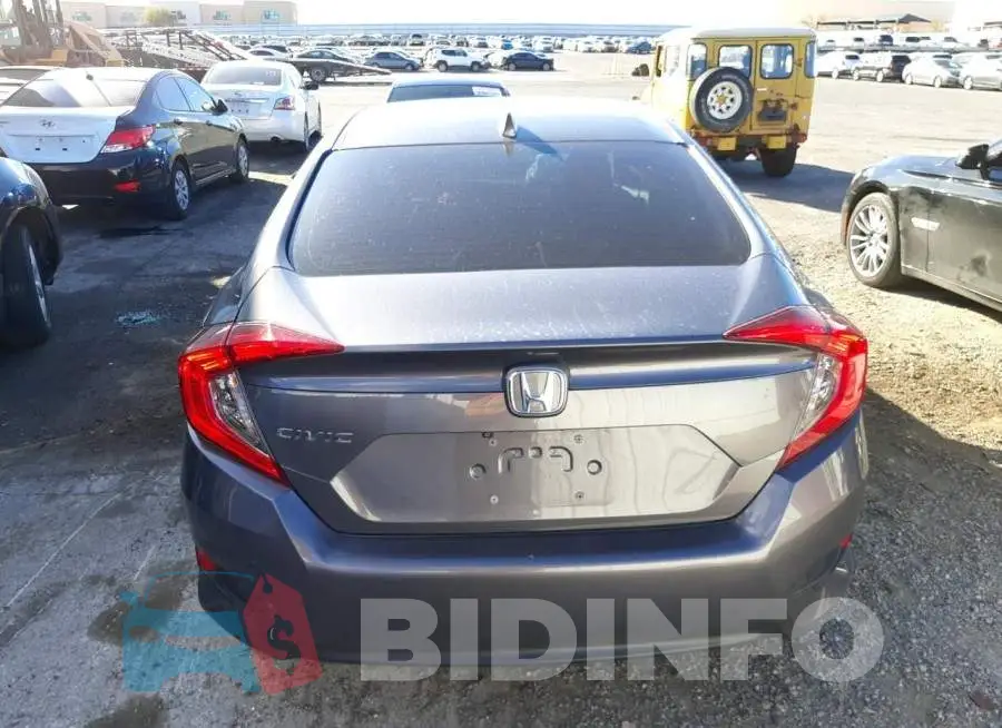 19XFC2F78HE008755 Photo# 6