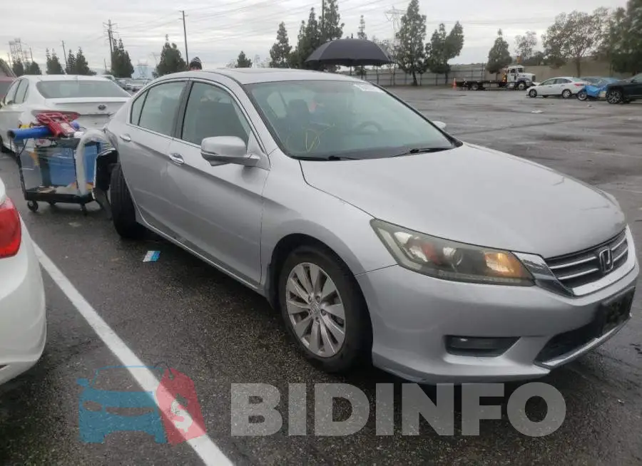 1HGCR2F79FA146873 Photo# 4
