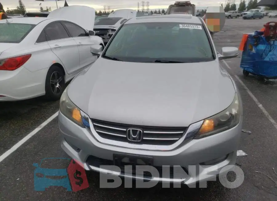 1HGCR2F79FA146873 Photo# 5