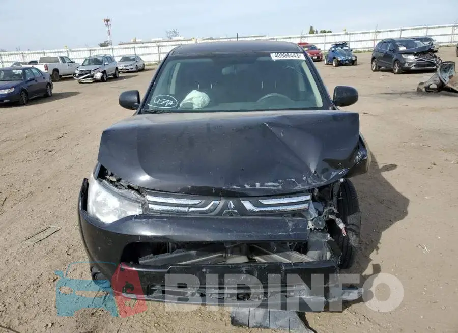 JA4AD2A35EZ010226 Photo# 5