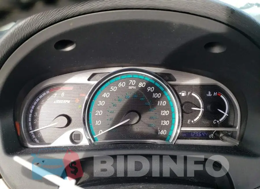 4T3BK3BB2FU109289 Photo# 9