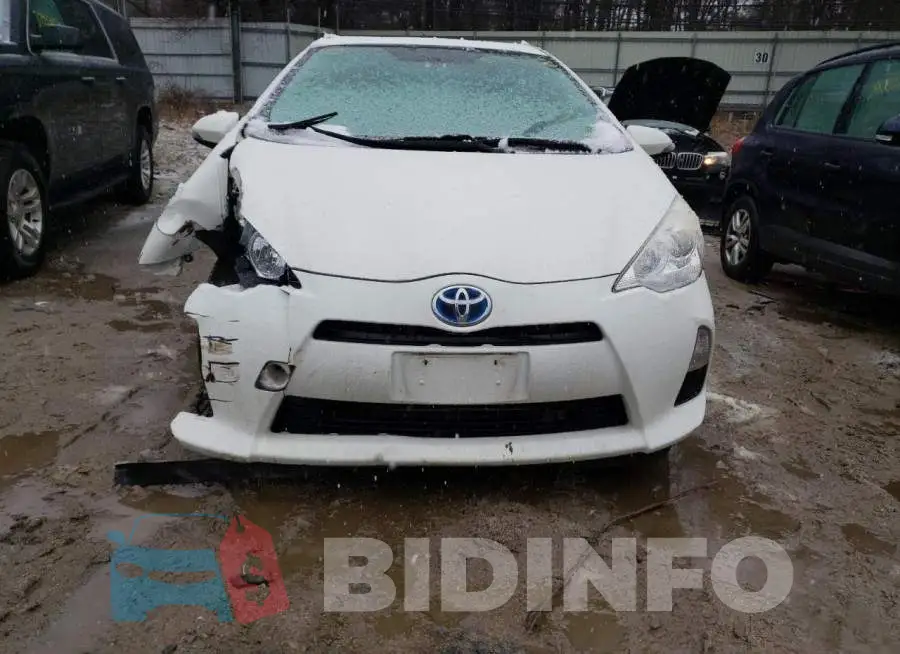 JTDKDTB38E1560646 Photo# 5