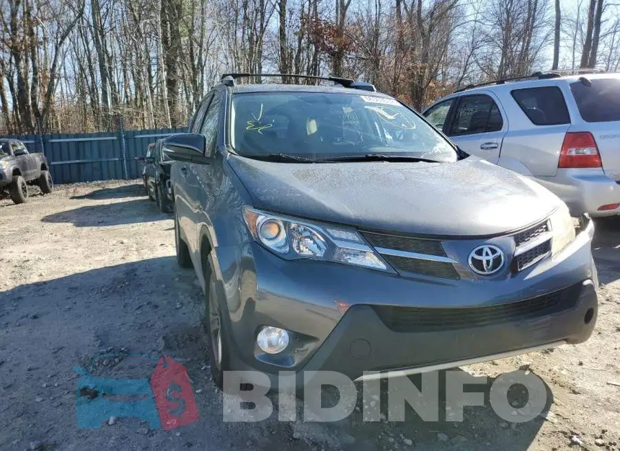 JTMRFREV9FD137258 Photo# 1