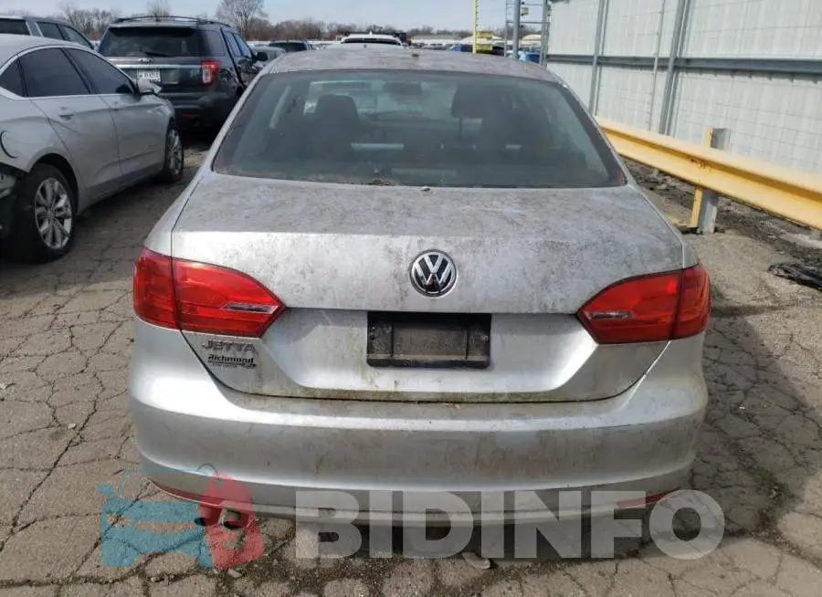 3VW1K7AJ9EM353627 Photo# 6
