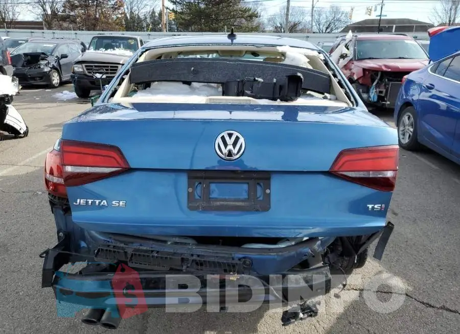 3VWDB7AJXHM331122 Photo# 6