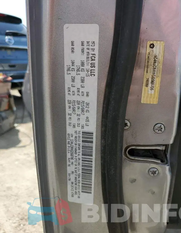 1C4NJCBAXGD568706 Photo# 13