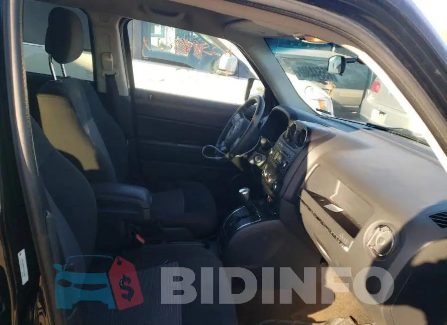 1C4NJPBA7ED853108 Photo# 5