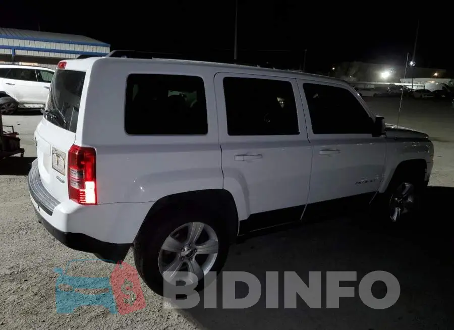 1C4NJRFB2ED693556 Photo# 3
