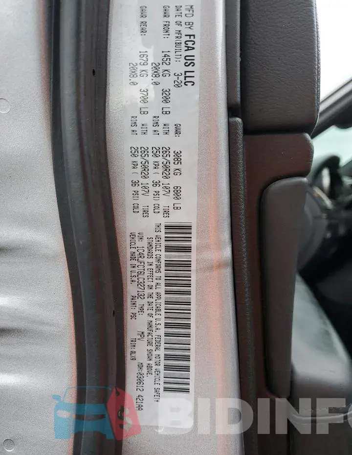1C4RJFCT6LC327132 Photo# 13