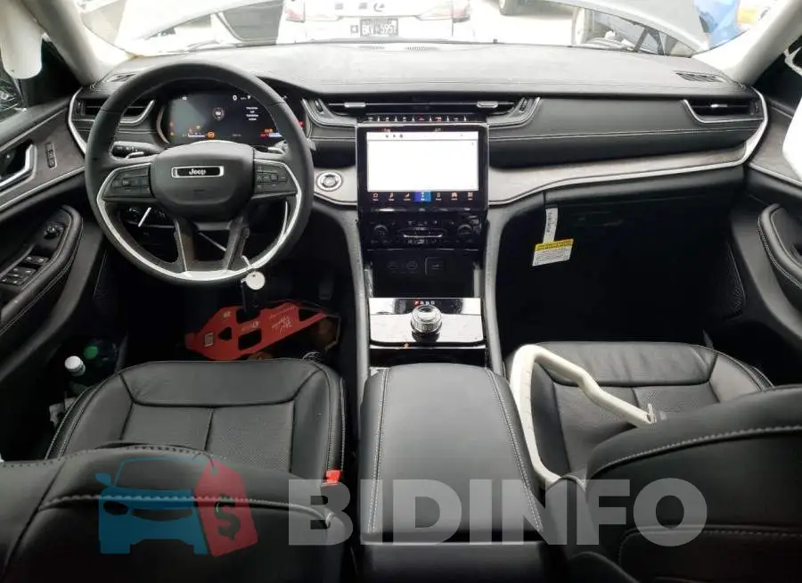 1C4RJGBG9PC503123 Photo# 8